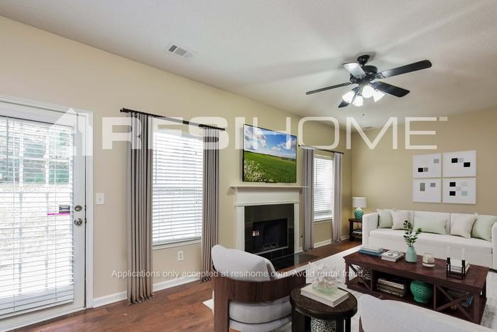 3395 Spring Mesa Dr - Photo 4 of 19