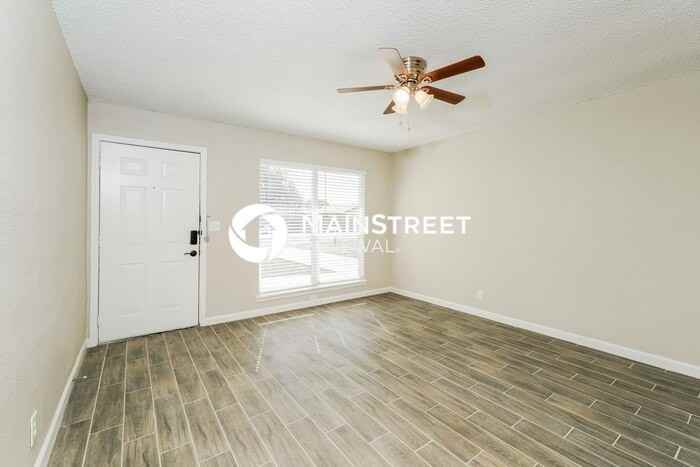 7331 Glen Hts - Photo 5 of 16