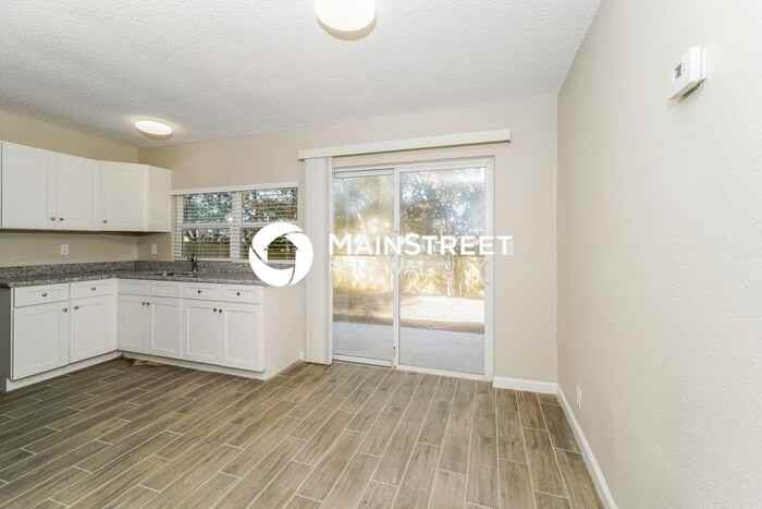 7331 Glen Hts - Photo 6 of 16