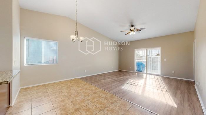 8107 S 5th Ave - Photo 5 of 26