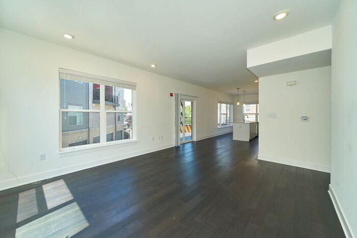 613 Fort Wayne Ave - Photo 6 of 19