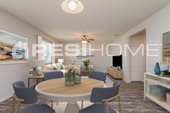 1584 Auburn Hills Ct - Photo 3 of 20