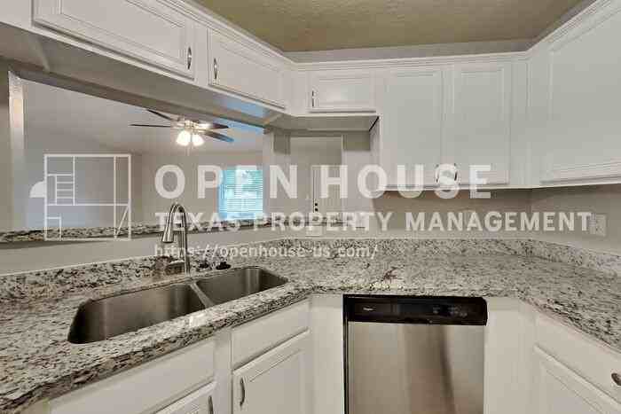 18203 Campbellford Dr - Photo 6 of 20