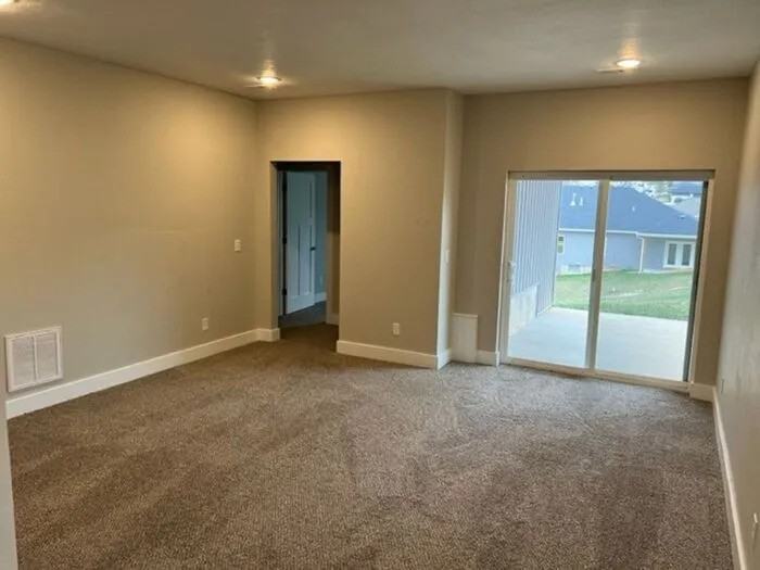 1432 S Atlas Ct - Photo 6 of 8