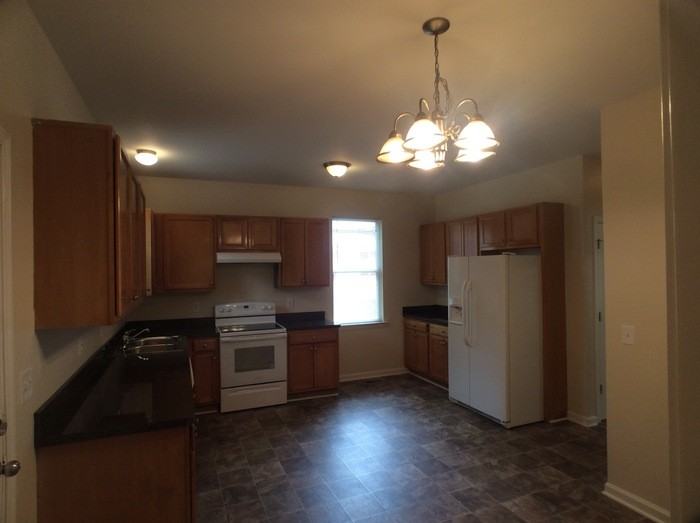 854 N Grand Ave Nw - Photo 7 of 25