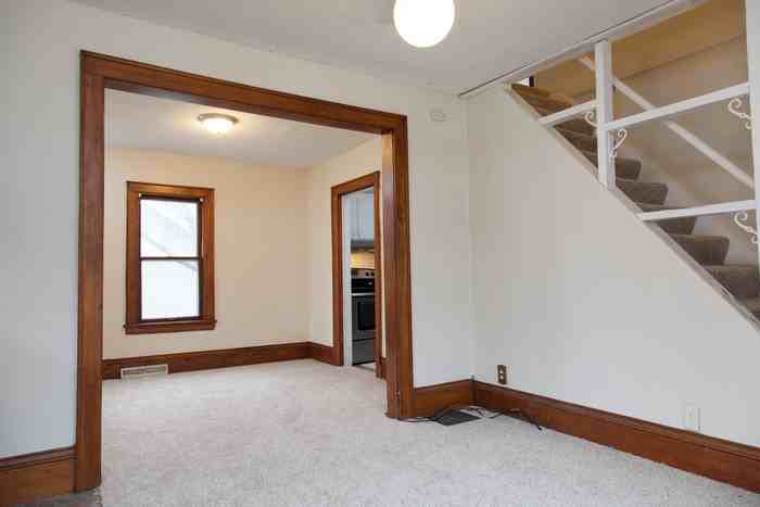 3848 Major Ave N - Photo 5 of 12