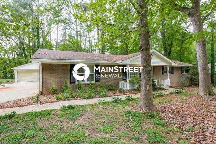 1707 Virginia Cir Sw - Photo 2 of 16