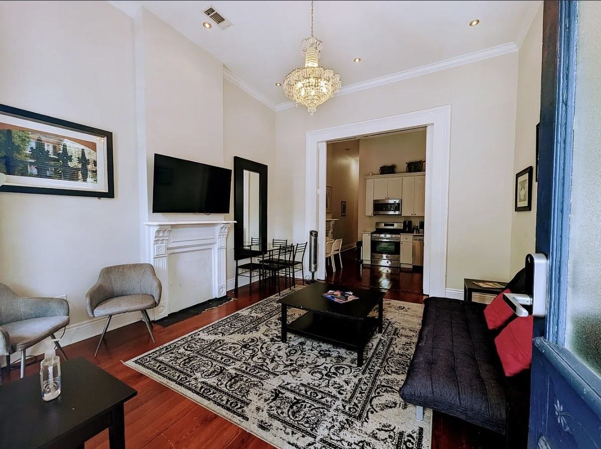 1418 Royal St #1418 - Photo 4 of 33