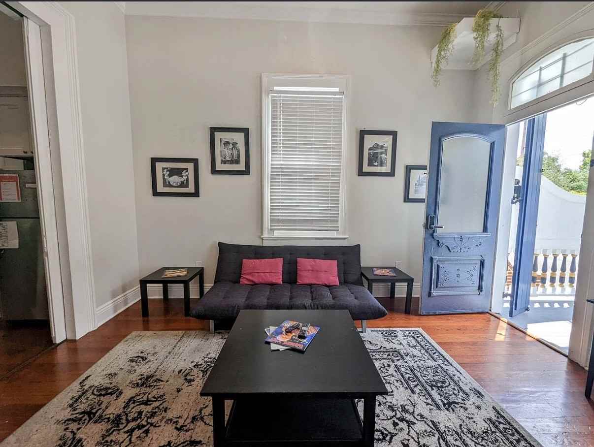 1418 Royal St #1418 - Photo 6 of 33
