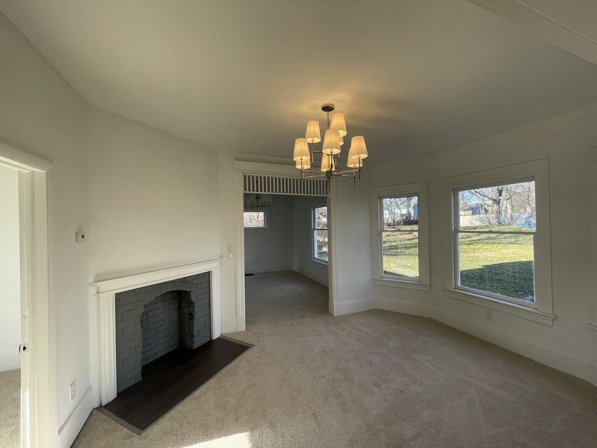 1006 Chittock Ave #A - Photo 4 of 15