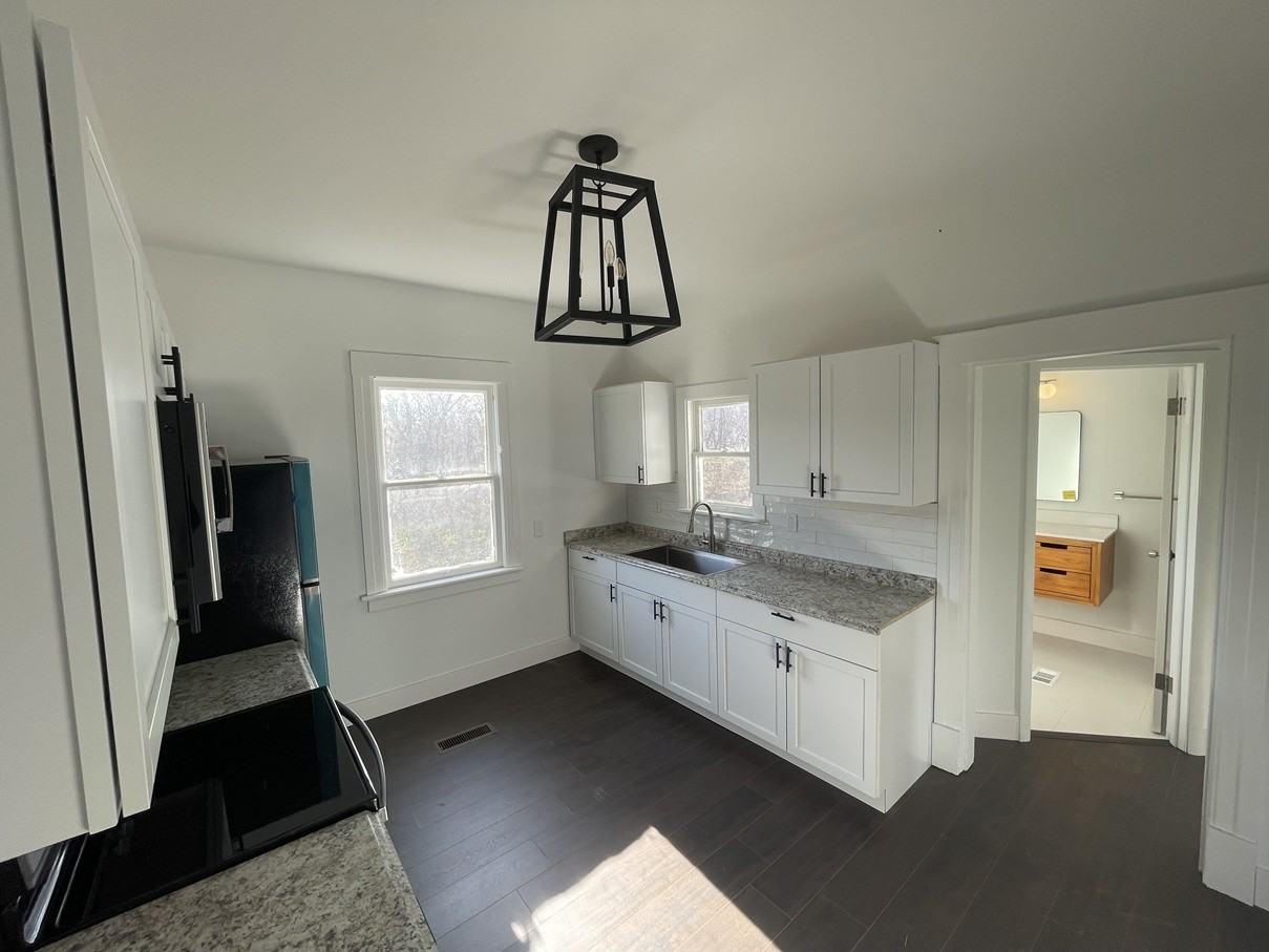 1006 Chittock Ave #A - Photo 7 of 15