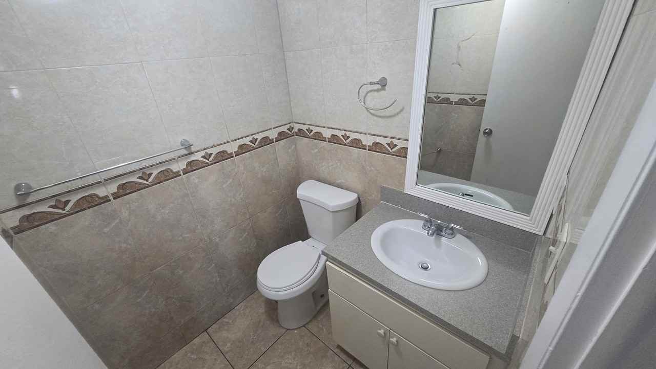 11606 Nw 29th St #1A - Photo 6 of 13
