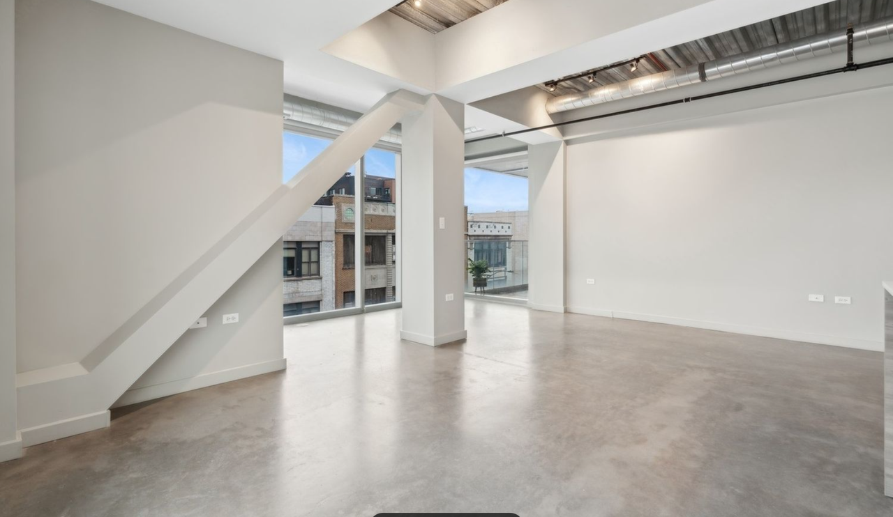 1242 N Milwaukee Ave #401 - Photo 5 of 11
