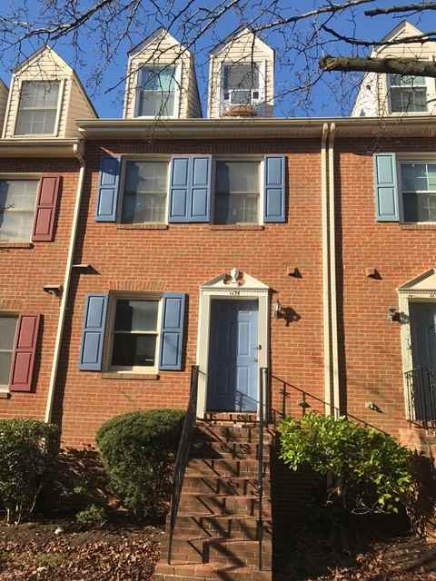 1174 N Vermont St #1 - Photo 2 of 41