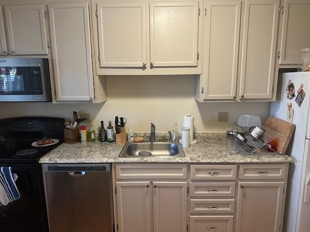 1174 N Vermont St #1 - Photo 5 of 41