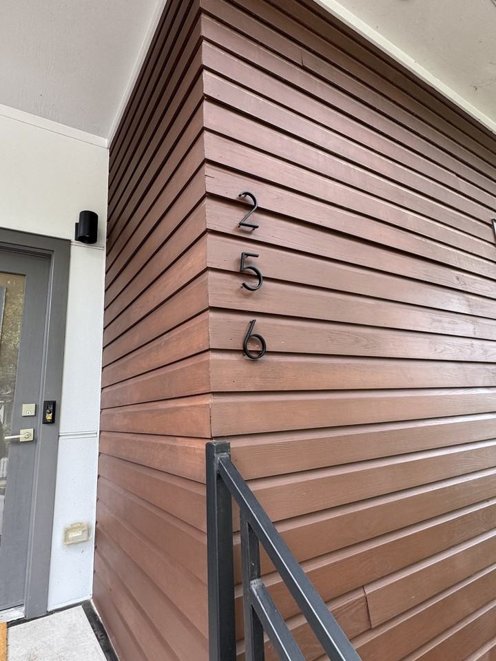 256 Casson St Ne #NA - Photo 4 of 41