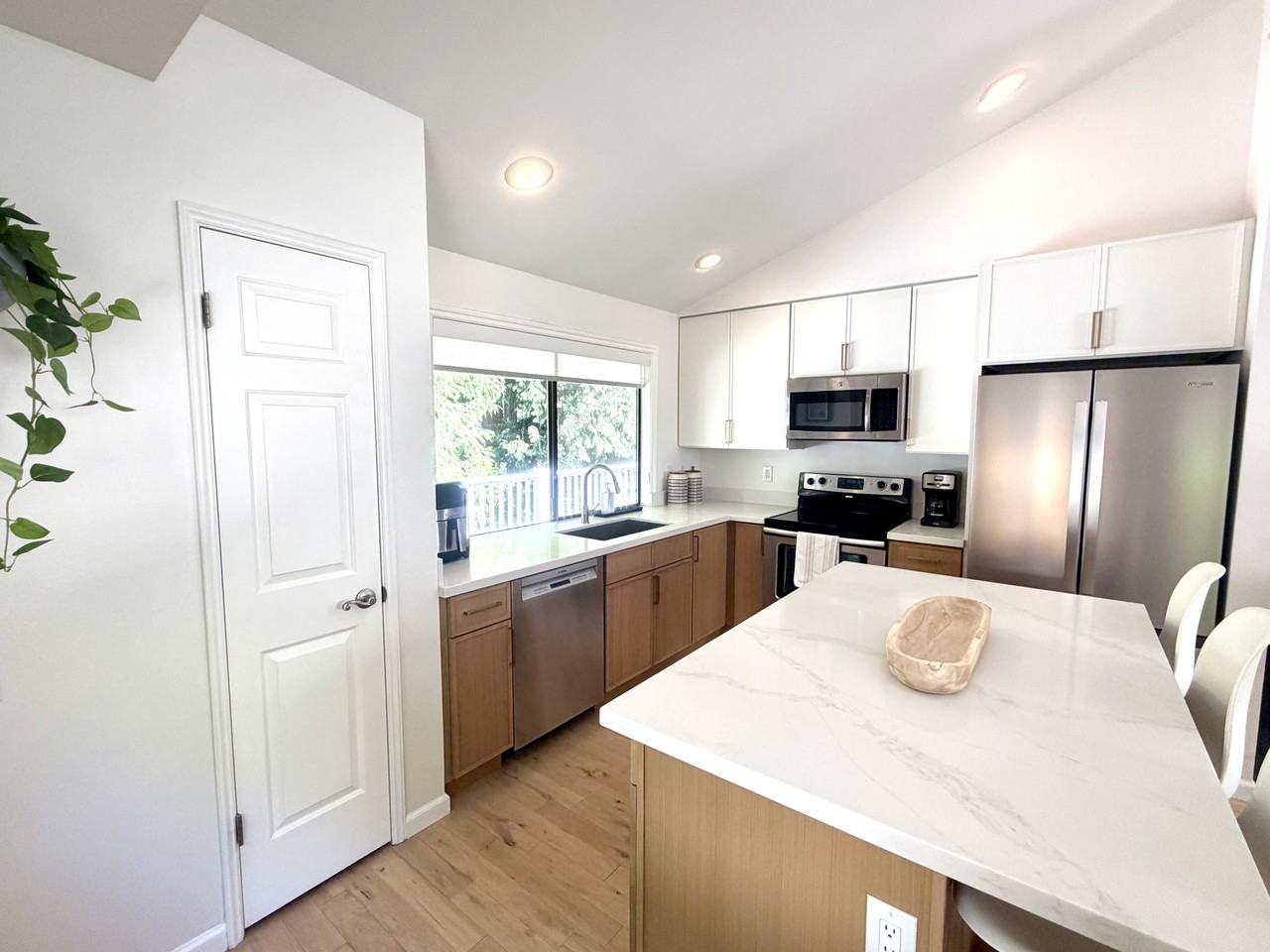 2219 226th Pl Ne #NA - Photo 3 of 30