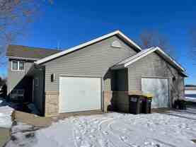 413 Lilac Ln - Photo 1 of 1