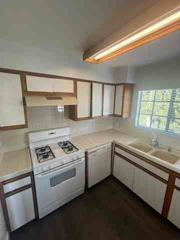4418 Colfax Ave #4 - Photo 4 of 10