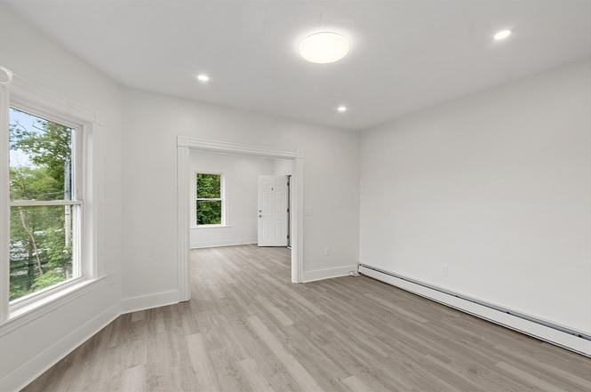 551 Chestnut St #2 - Photo 7 of 12