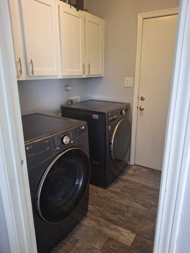 9408 Calico Pl Nw #NA - Photo 4 of 31