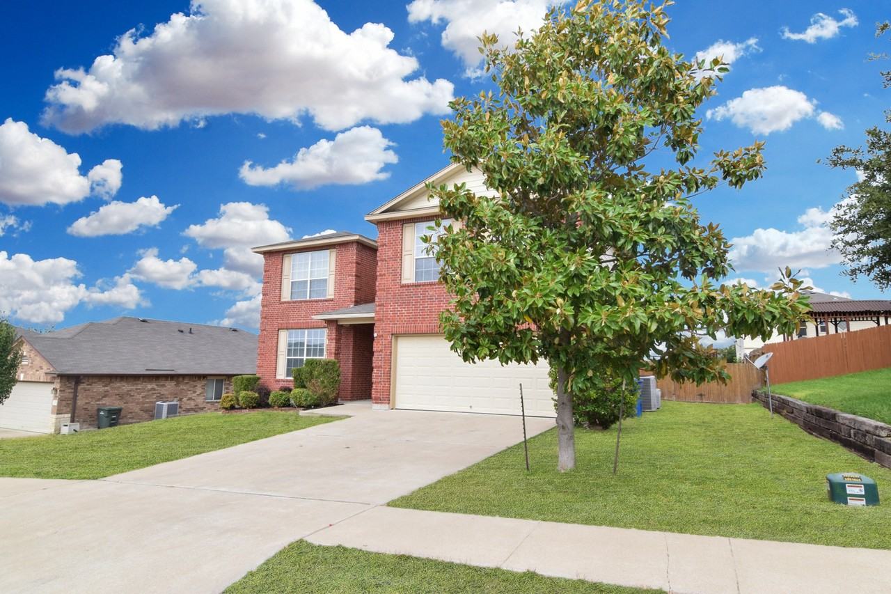 2203 Ryan Dr #NA - Photo 3 of 30