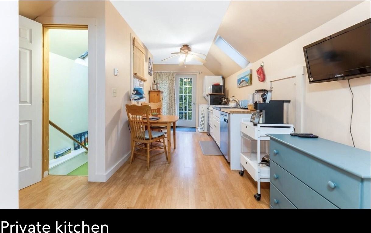 448 Wiscasset Rd - Photo 5 of 19