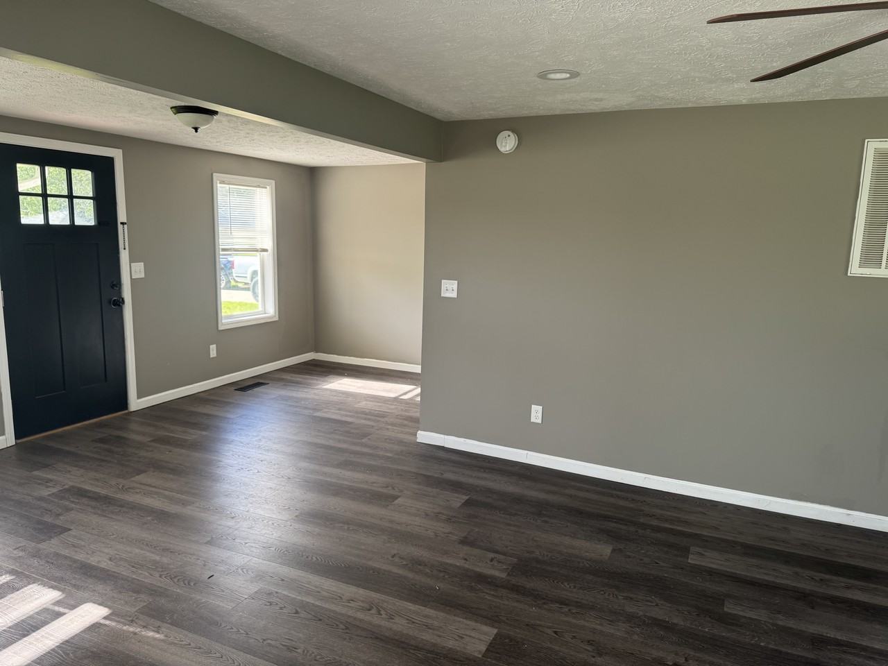2660 S Benegar Ave #NA - Photo 3 of 16