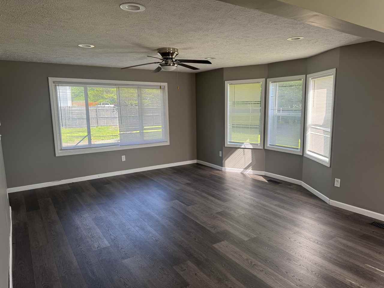 2660 S Benegar Ave #NA - Photo 5 of 16