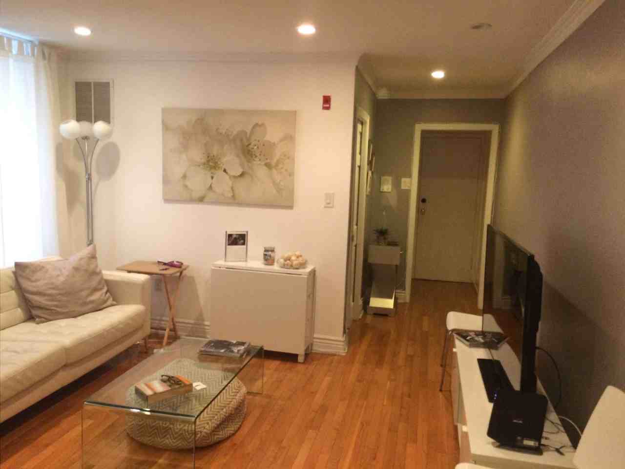 1910 Fairmount Ave #1R - Photo 2 of 9