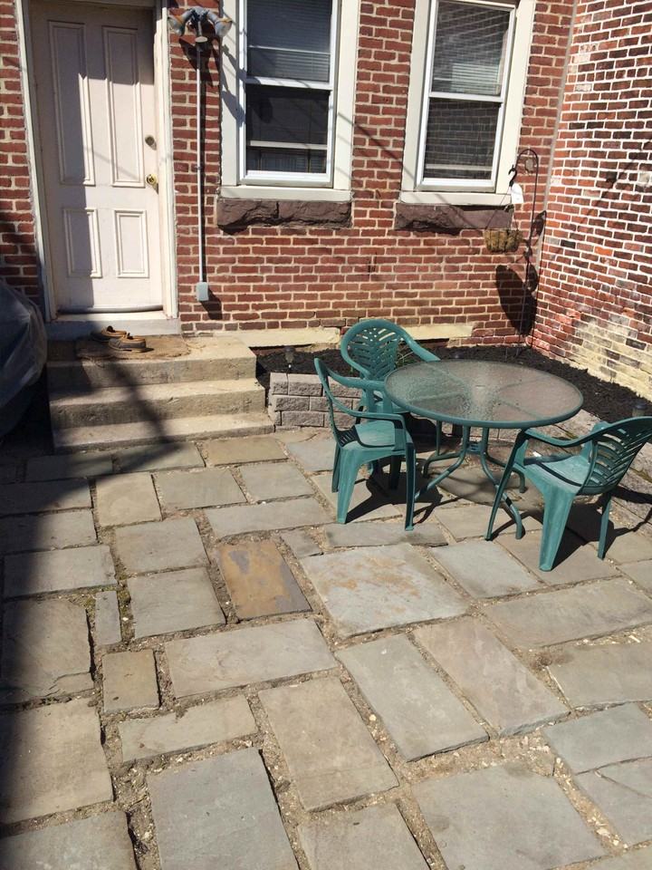 1910 Fairmount Ave #1R - Photo 3 of 9