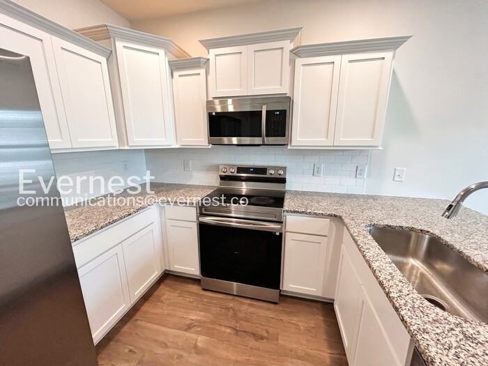 232 Ansley Way - Photo 4 of 28