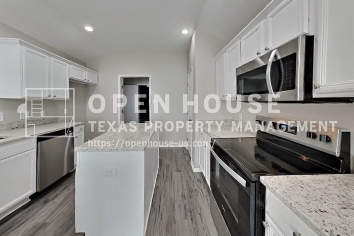 904 Sycamore St - Photo 6 of 22