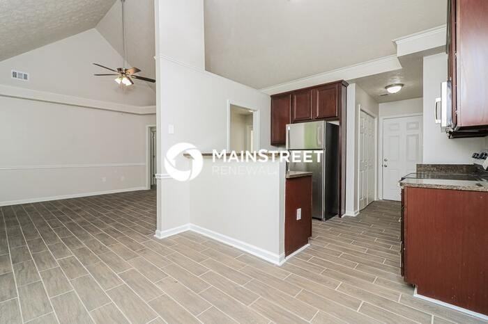 80 Lark Rd - Photo 5 of 15
