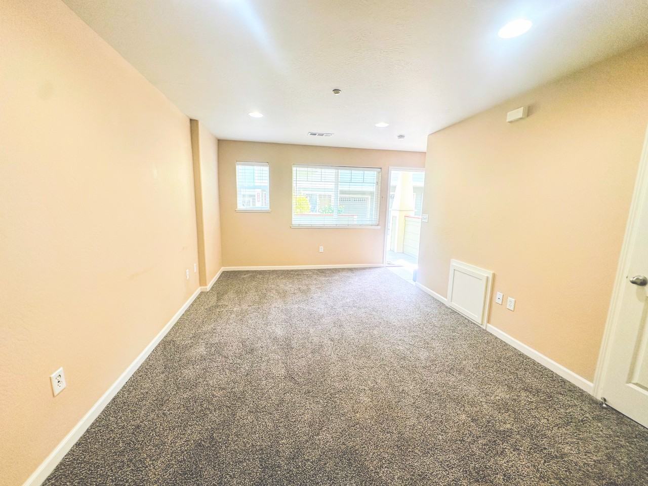 732 Normal Ave #732 - Photo 5 of 25