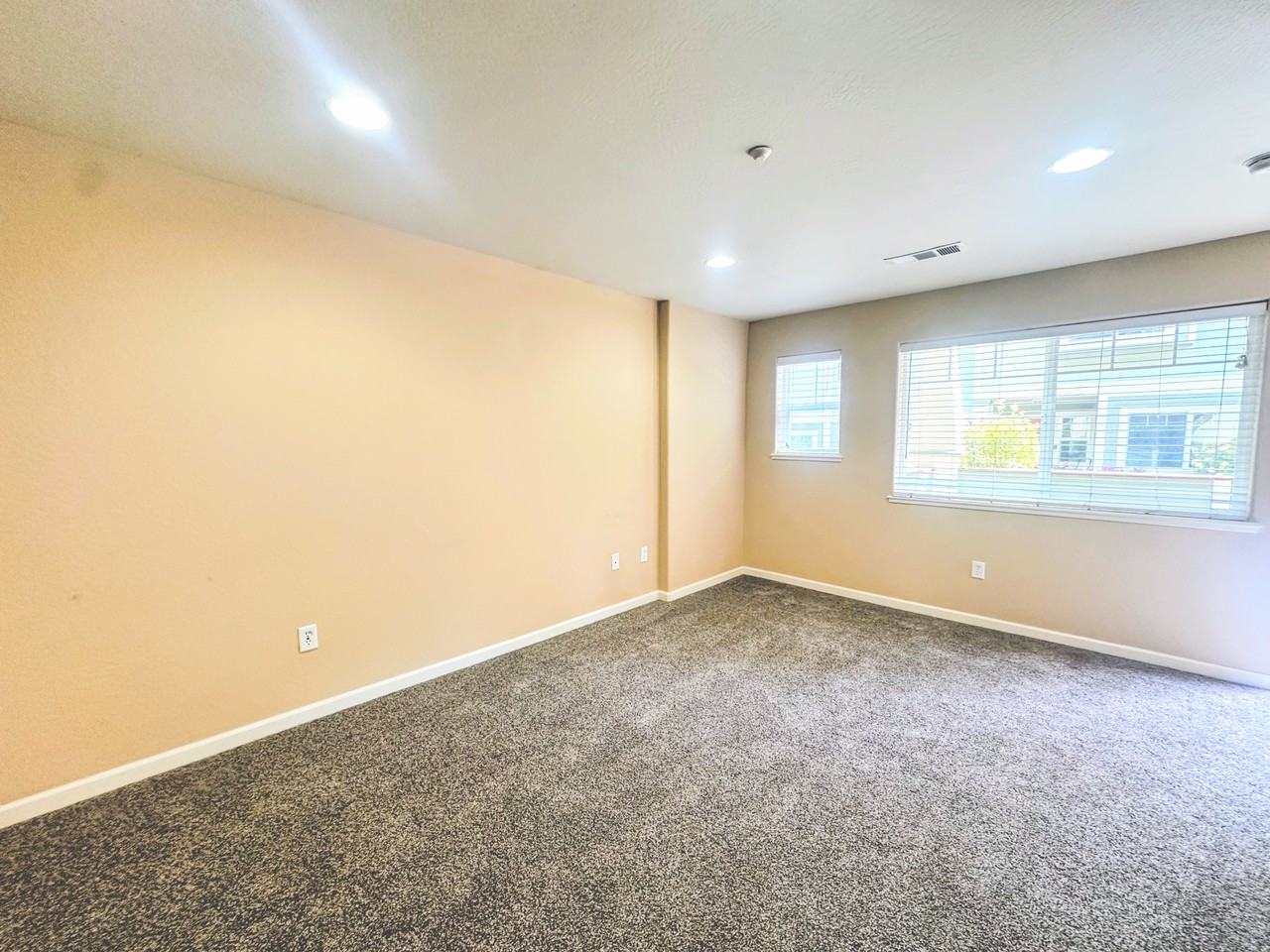 732 Normal Ave #732 - Photo 6 of 25