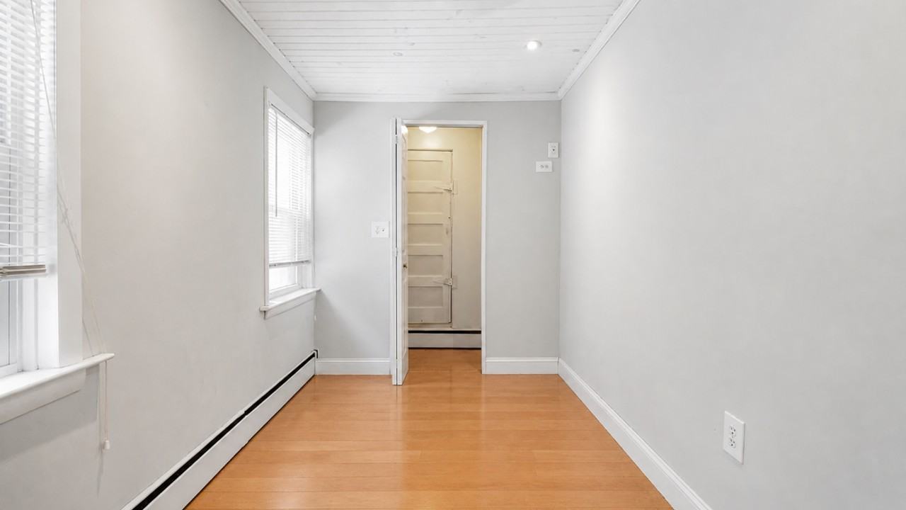 515 S Milton Ave #NA - Photo 5 of 8