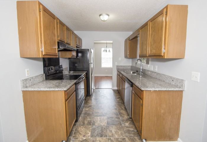 11 Northfield Ct - Photo 3 of 8