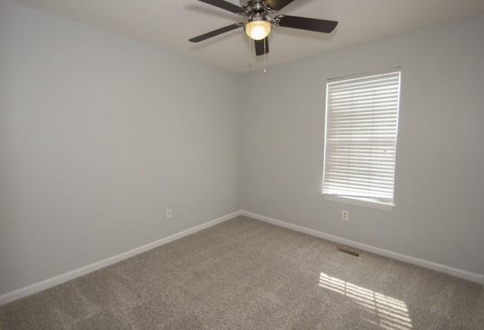11 Northfield Ct - Photo 4 of 8