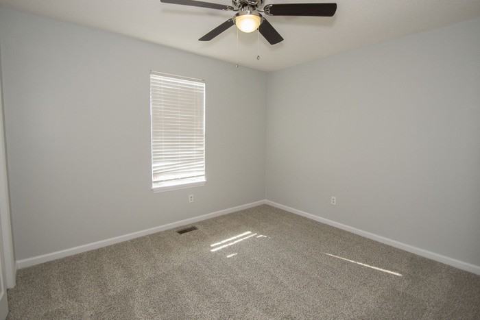 11 Northfield Ct - Photo 5 of 8