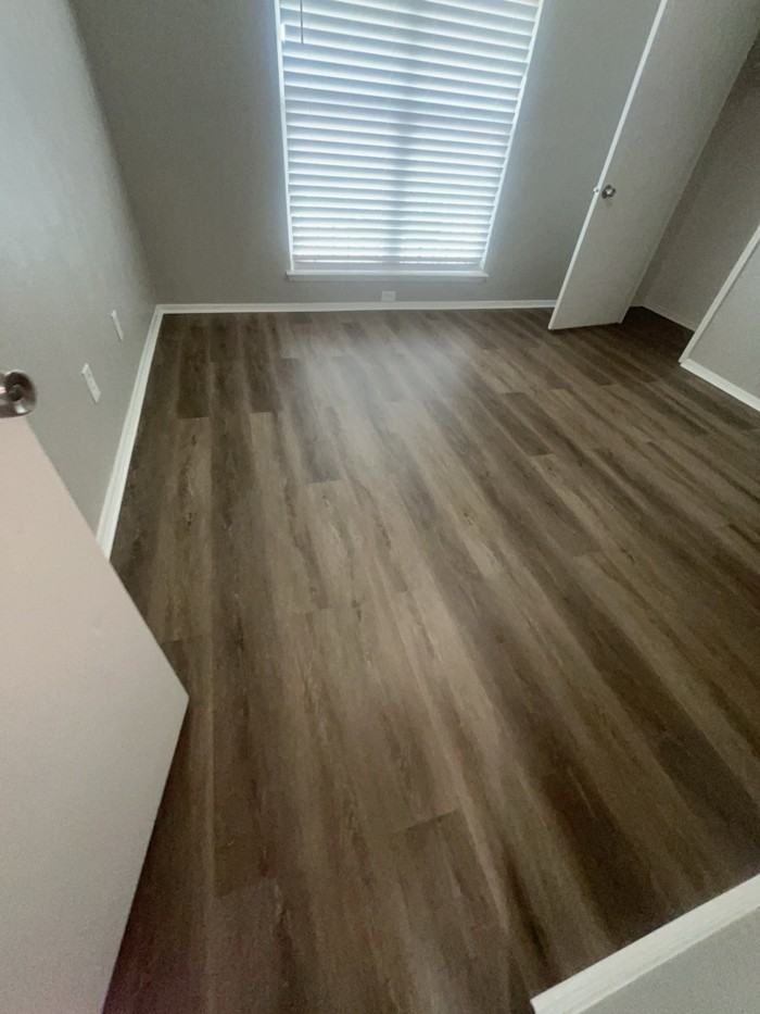 1104 Southmoor Dr #B - Photo 6 of 10