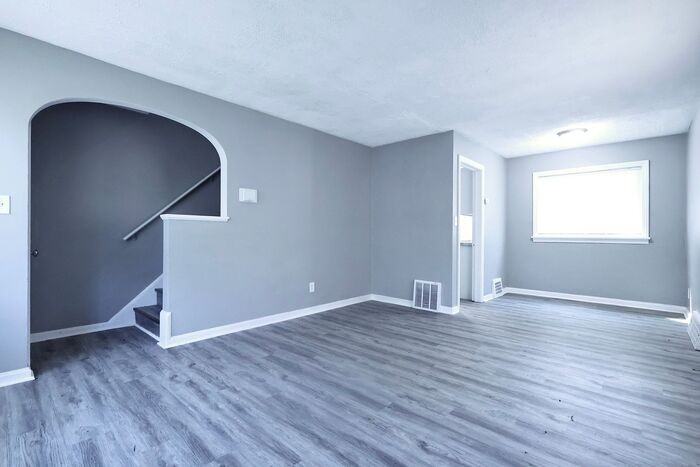 3654 W 107th St - Photo 2 of 10