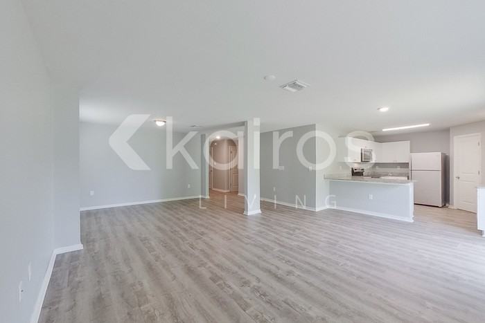 947 Grant Blvd - Photo 6 of 31