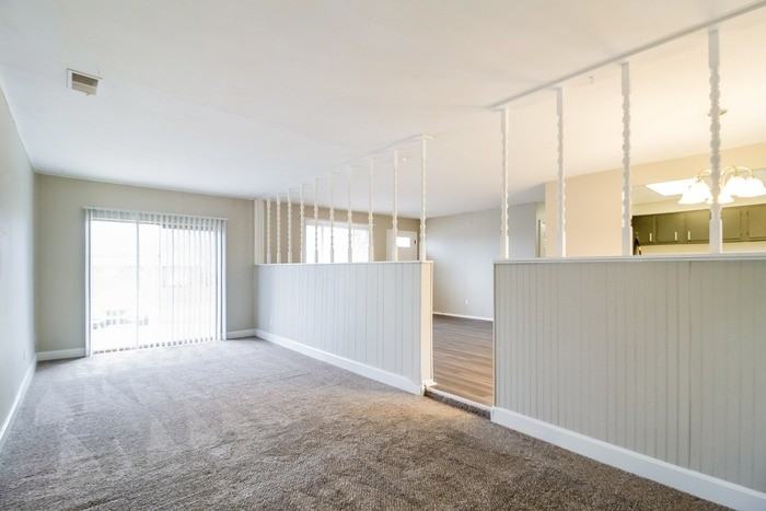 10098 Windswept Ln - Photo 5 of 7
