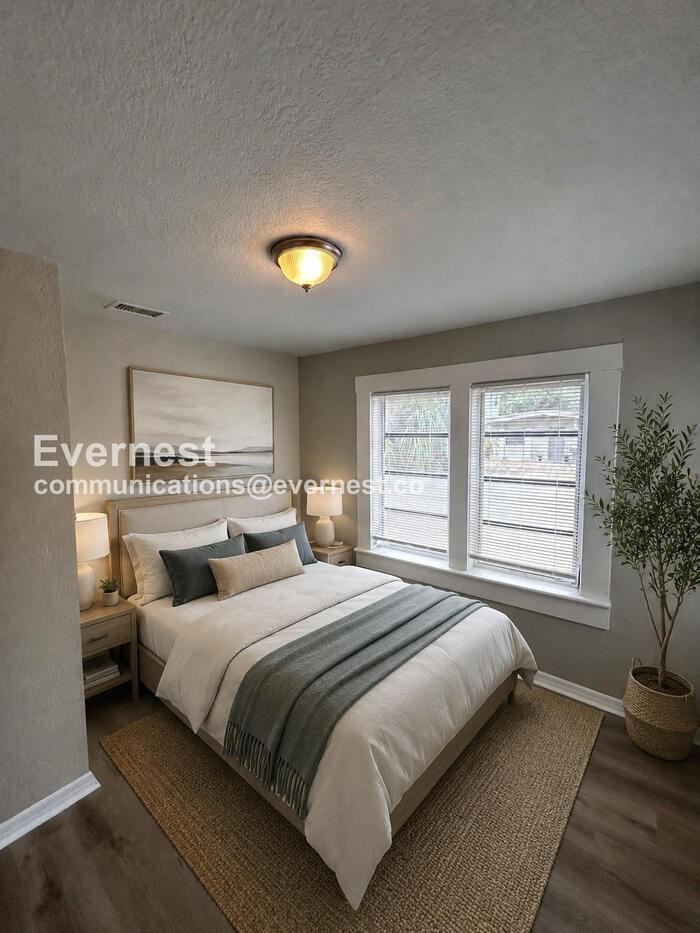 2911 W Tyson Ave - Photo 6 of 19