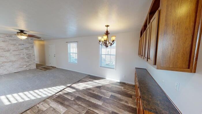 331 Continental Ave - Photo 6 of 26