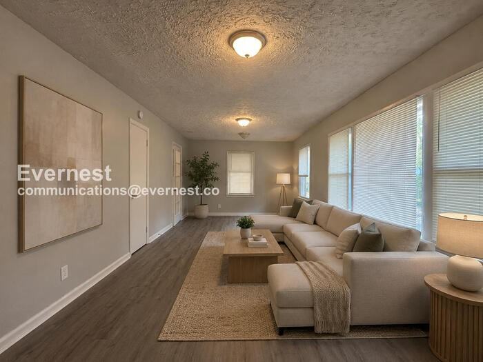 386 Lindsey Dr Se - Photo 4 of 19