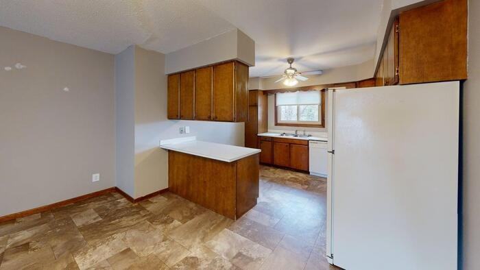 912 E Owens Ave #1 - Photo 2 of 13