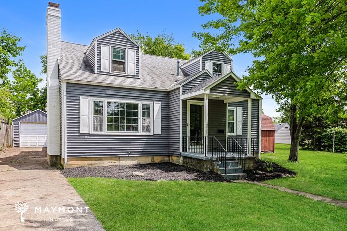 11 Redbud Dr - Photo 2 of 3