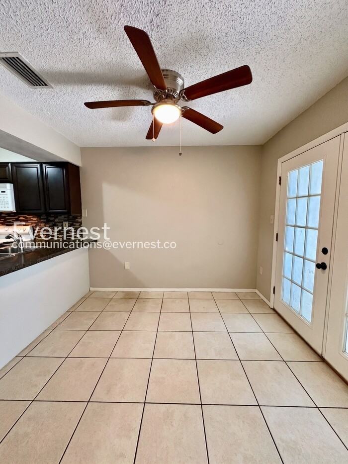1059 Spirit Lake Rd - Photo 4 of 19